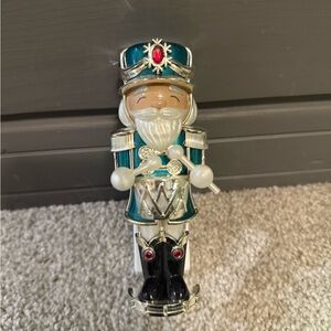 Bath and Body Works nutcracker wallflower plug